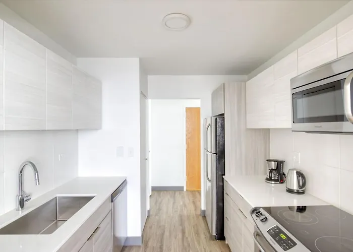 Streeterville 1br W Deck Pool Nr Chi-586 * Chicago