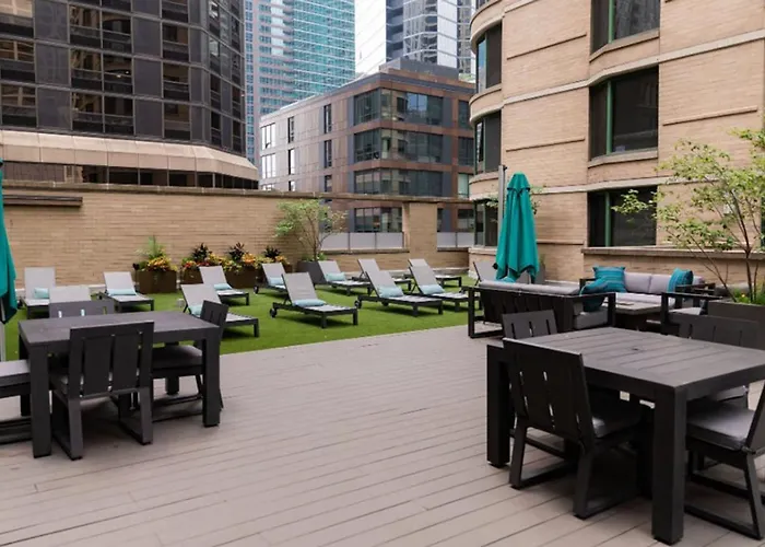 Streeterville 1br W Deck Pool Nr Chi-586 * Chicago